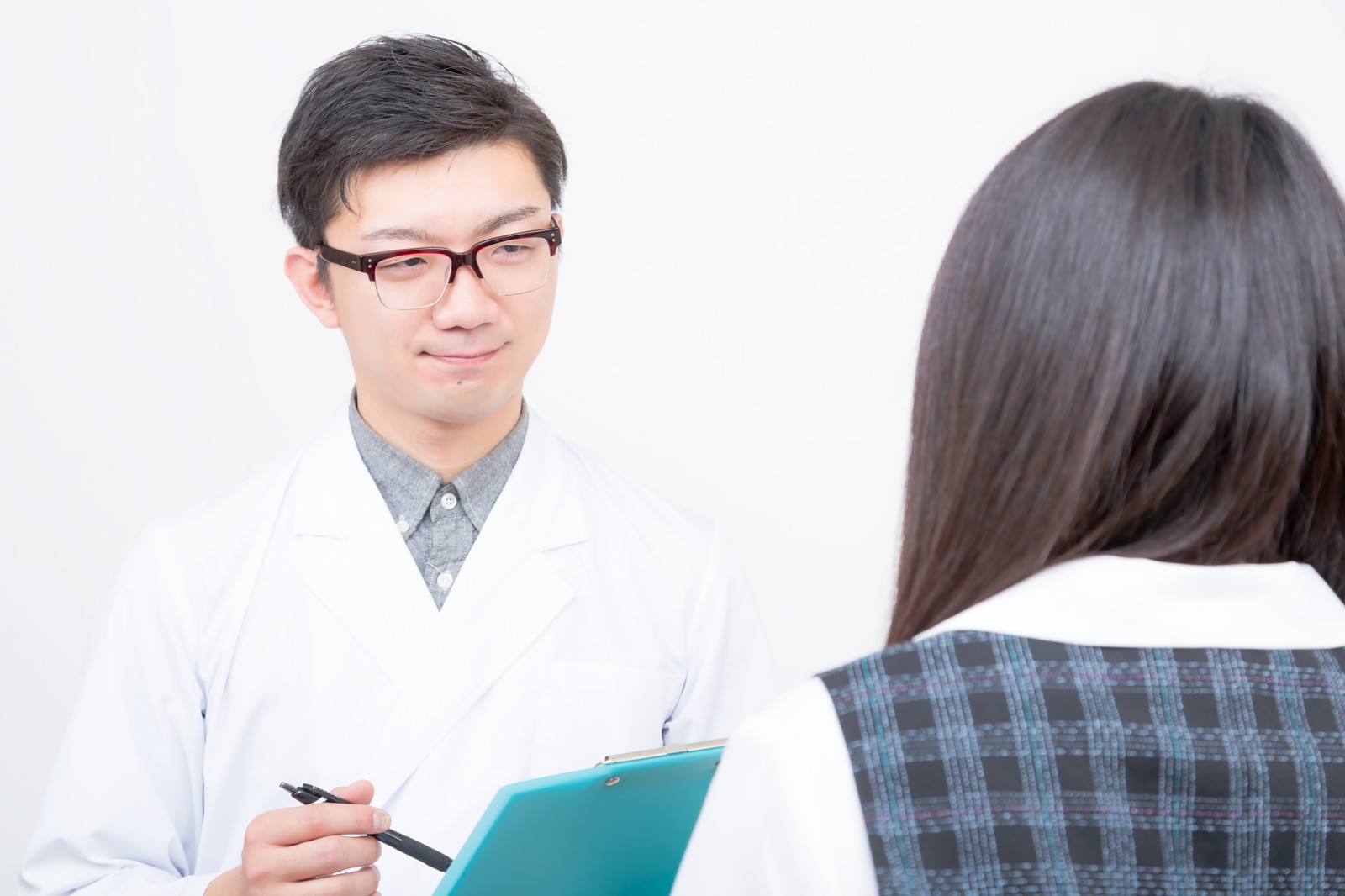 médico japones e paciente